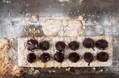 Gâteau aux poires au vin - Recette/stylisme : Patrice Taravella et Stéphane Brunet